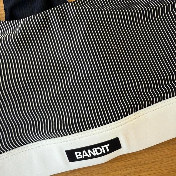 Women's Striped Sports Bra - Black and White - Picture 2 of 2